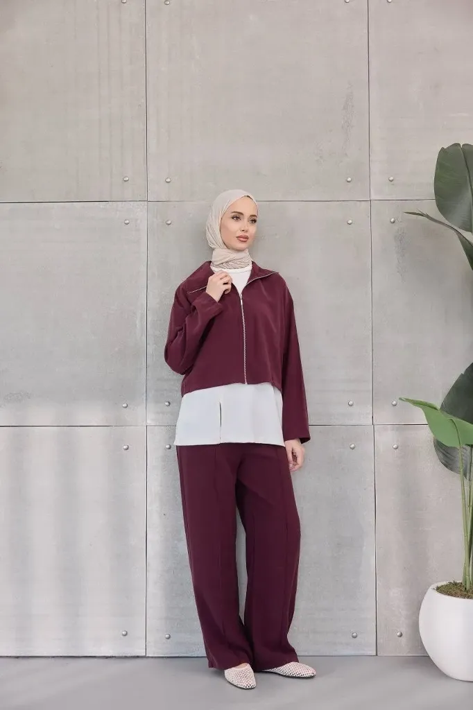[869-228541-38] Three Piece - Maroon 22854 (M)
