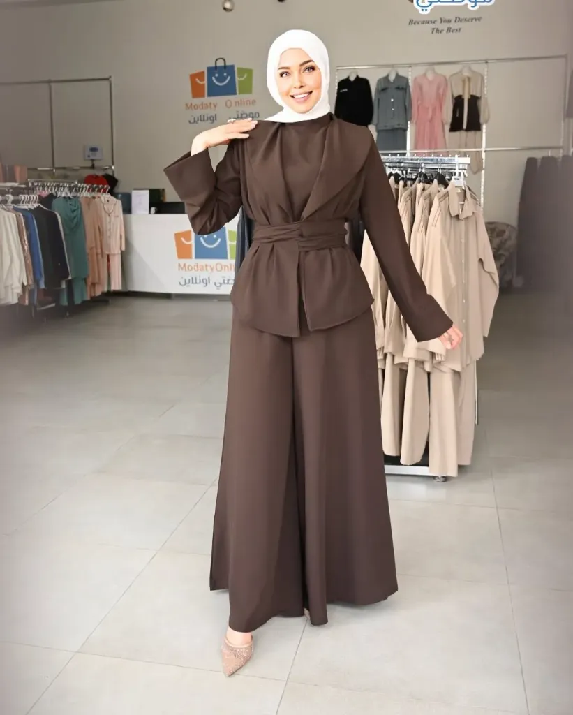 [869-30132-38] Three Piece - Brown 3013 (38)