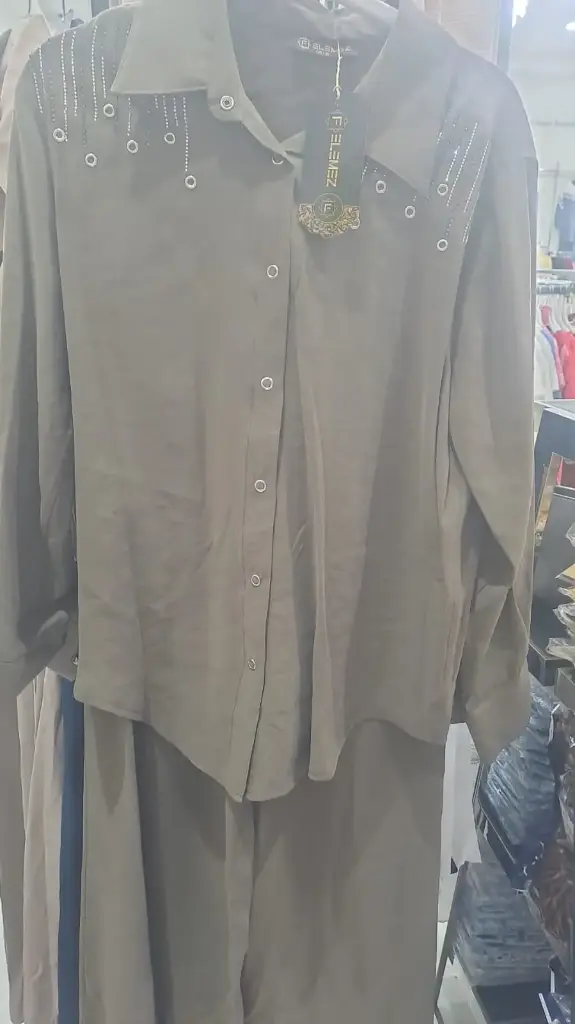 [869-1754-M] Tracksuit Set Oily (M)